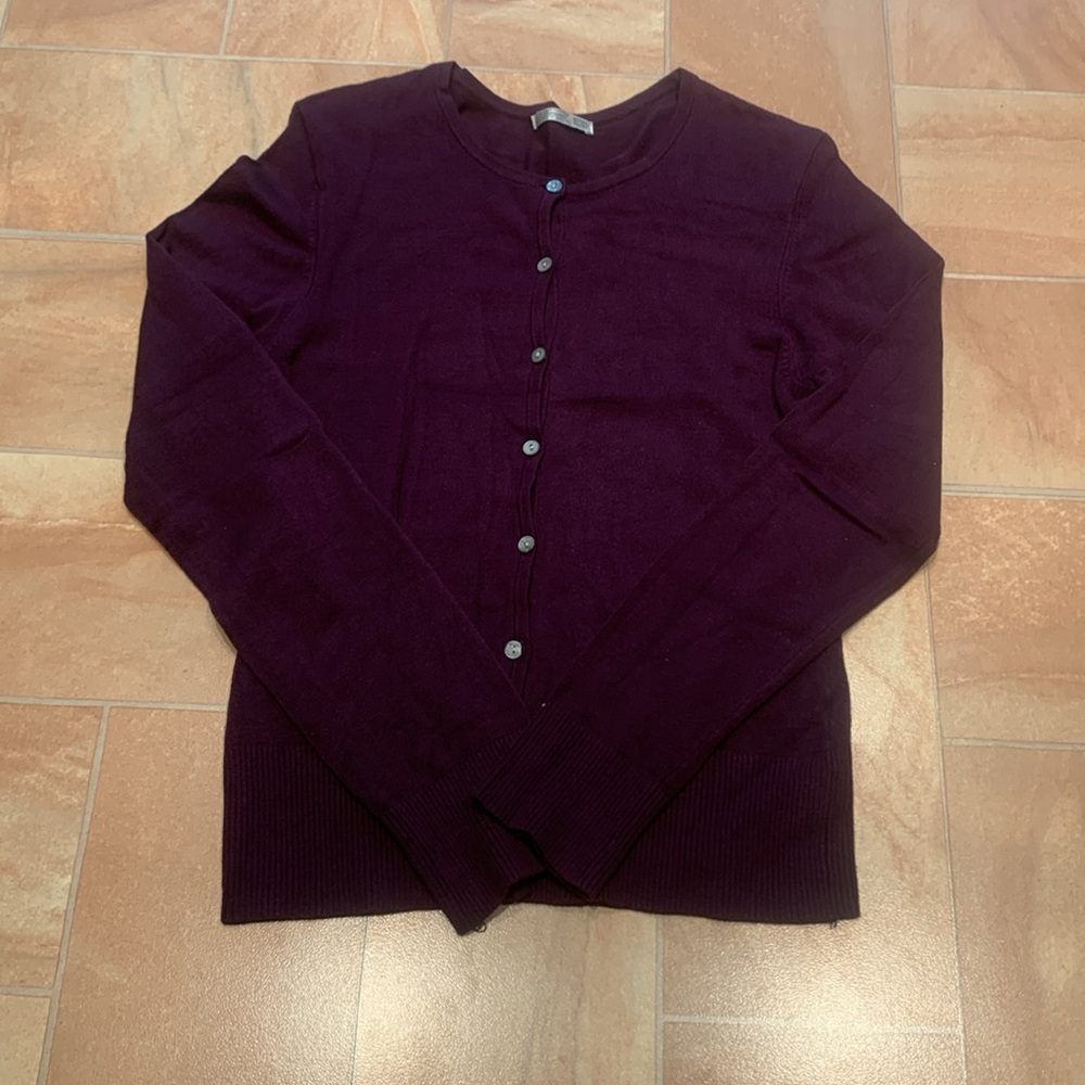 Vintage Women's Plum Purple Lightweight Long Sleeve Button Down Cardigan